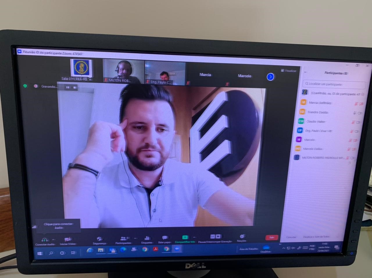 Eng. Evandro na coordenação da reunião